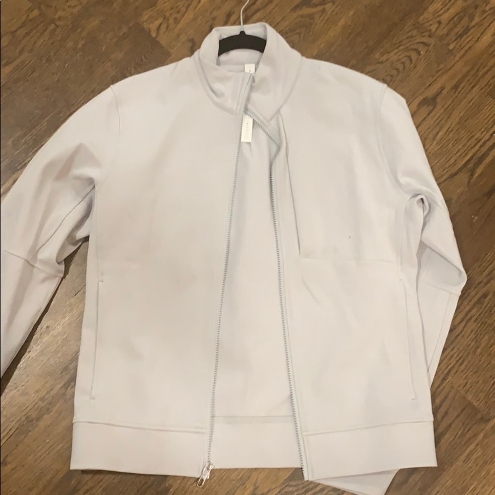 LuLulemon never worn zip up jacket
